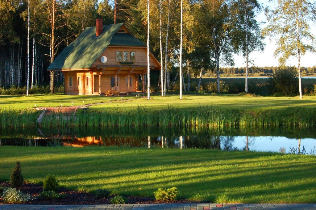 Holiday Complex Cirmas Ezerkrasts Ludza Buitenkant foto