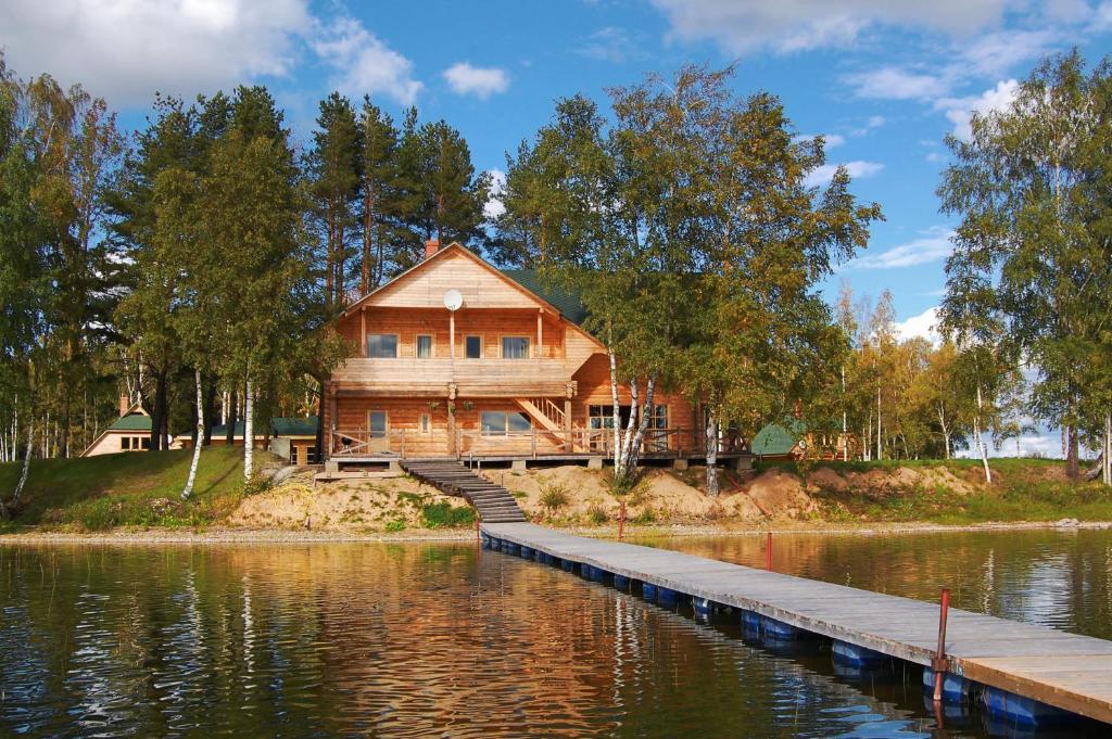 Holiday Complex Cirmas Ezerkrasts Ludza Buitenkant foto